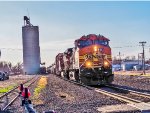 BNSF 5245 leads an eastbound manifest through Fargo, OK